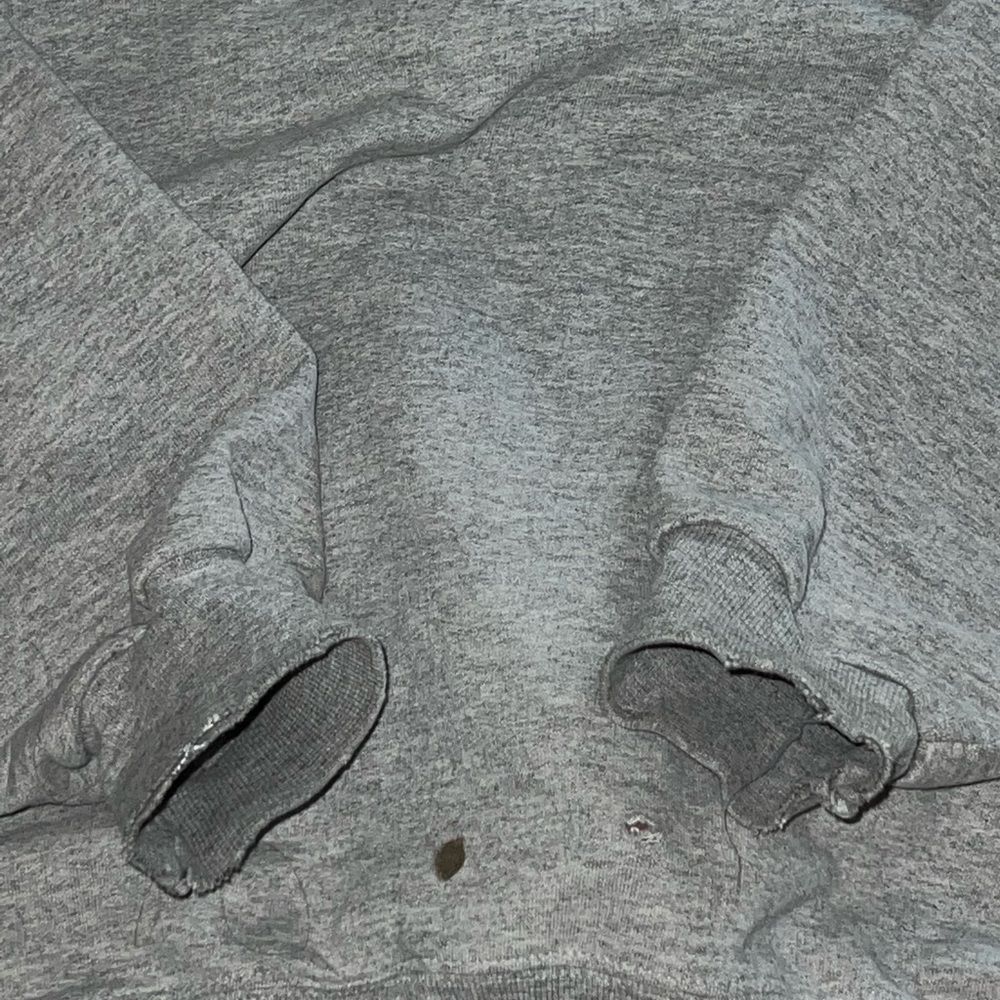 Sweatshirt - Picture 3 of 4